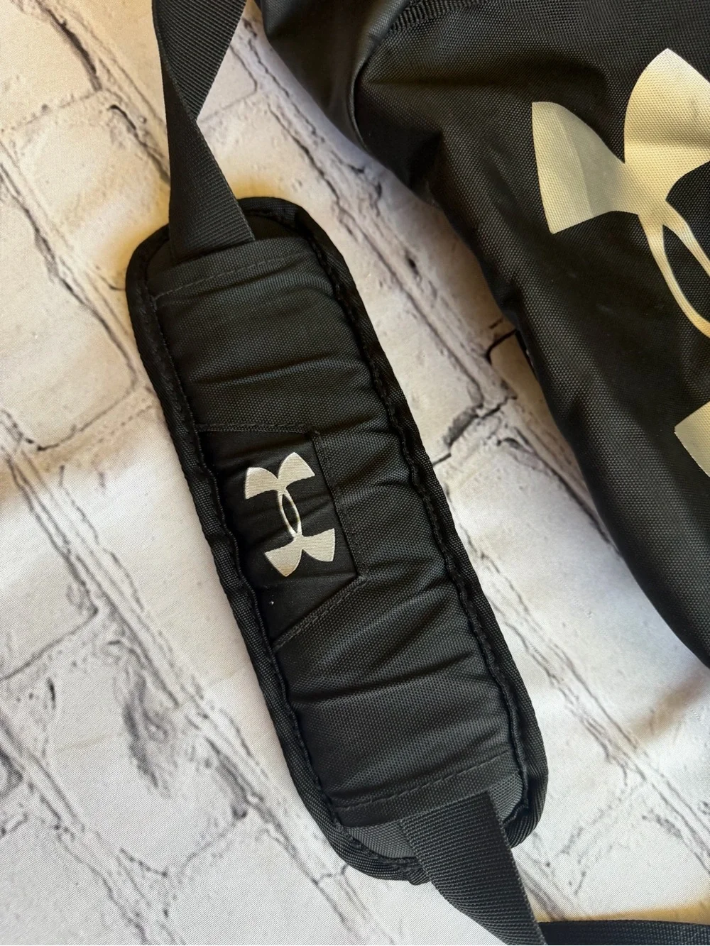 Under Armour Logo Duffel Bag Gym Work Travel Storm Black Sports Overnight